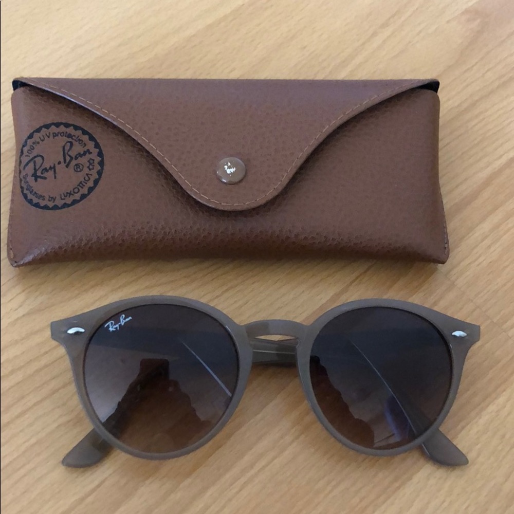 Classic Ray Ban Sunglasses